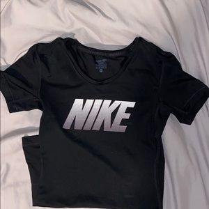 Nike Pro Dri-Fit Top✨ SALE